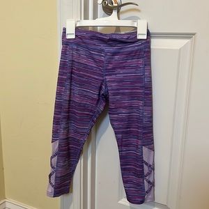 Girls Champion Capri Leggings!